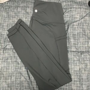 Grey Athletic/Athleisure Leggings W/ Pockets